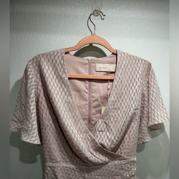 Keepsake Insight Pink Short Sleeves Textured Wrap Ruffle Mini Dress Size S - Picture 6 of 10